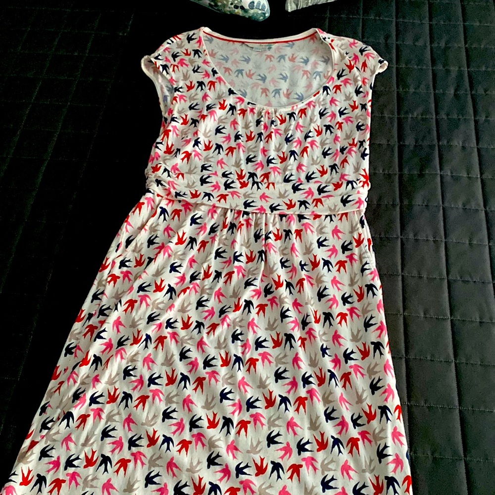 Cap sleeve Boden. Easy to wear. Great shape.  smoke free home.